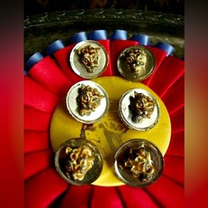 RARE Vintage GUCCI Enamel TIGER BUTTONS Couture Statement Jewelry 6 pieces GG